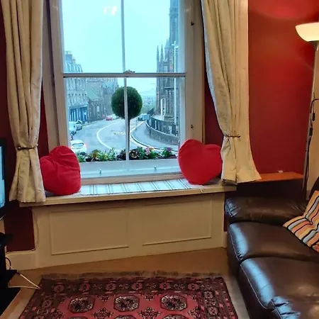 Royal Mile Apt, Just 1 Min From Edinburgh Castle! Extérieur photo