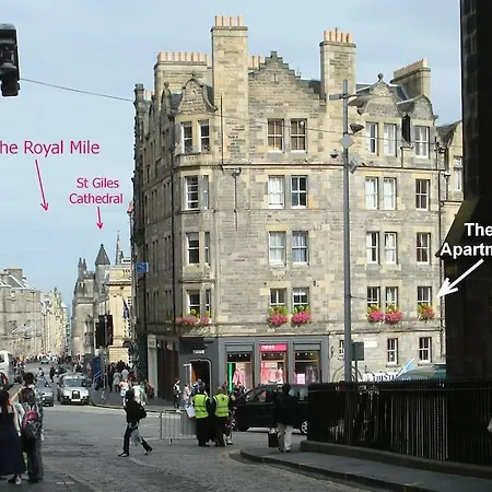 Royal Mile Apt, Just 1 Min From Edinburgh Castle! Extérieur photo