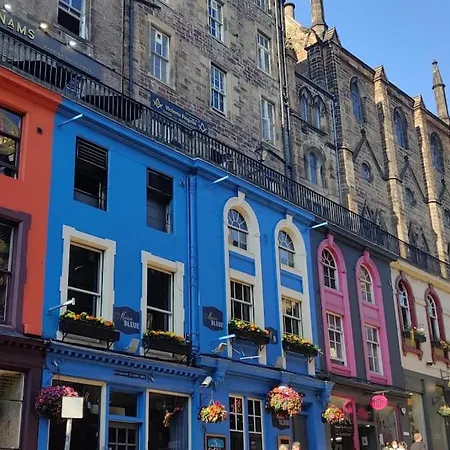 Royal Mile Apt, Just 1 Min From Edinburgh Castle! Extérieur photo