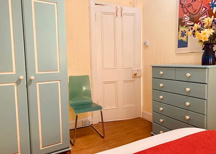 Royal Mile Apt, Just 1 Min From Edinburgh Castle!